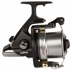 Budget π Daiwa Emblem Spod Fishing Reel Reels π€© 23 Budget π Daiwa Emblem Spod Fishing Reel Reels π€© -Daiwa Official Website daiwa emblem spod reel 2